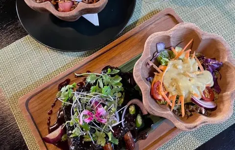 LowCal Cheatery and Bar Canggu thumbnail 2