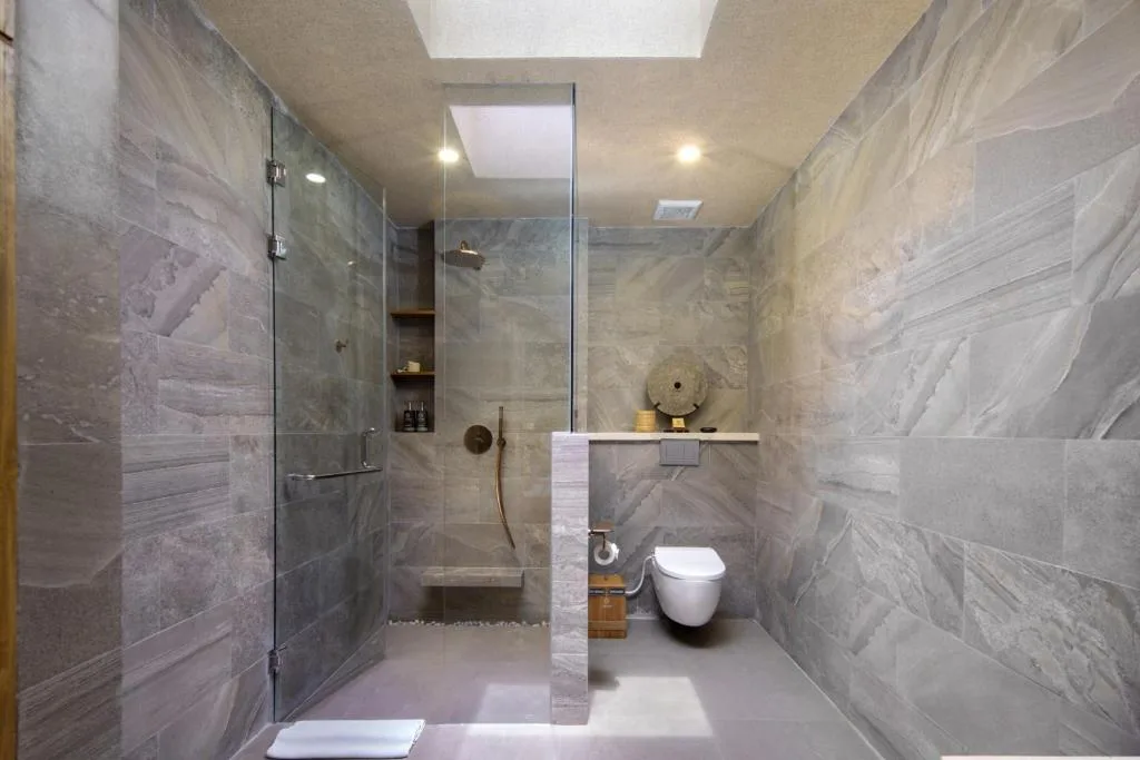 Two Bedroom Villa with Private Pool and Jacuzzi