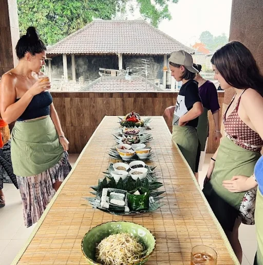Paon Bali Cooking Class media 4