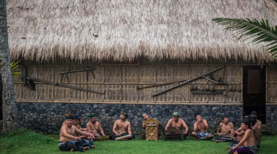 Genjek Lesson